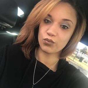 Meet your Posher, Amara